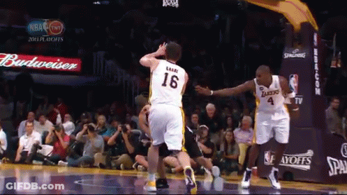 Basketball Player Wearing Number 16 GIF