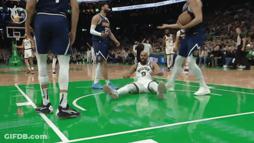 Basketball Player With Number 10 On Shirt GIF