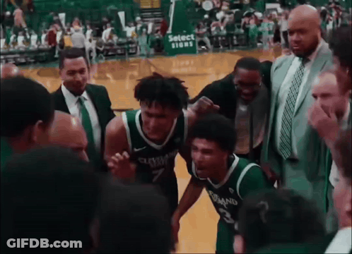 Basketball Player With Number 7 GIF