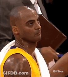 Basketball Player With Towel Around Neck Gifstar GIF