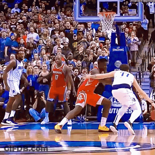 Basketball Players With Number 17 Jersey GIF