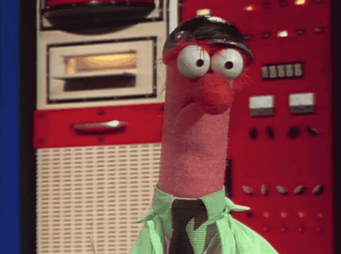 Beaker Wears Helmet Sinking GIF