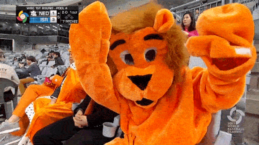 Beat La Tiger Mascot Dancing World Series GIF