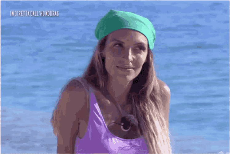 Beatriz Marino Isola Dei Famosi GIF