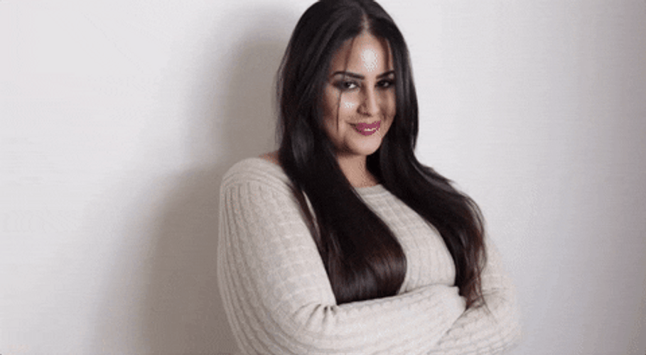 Beautiful Bahar Kizil GIF