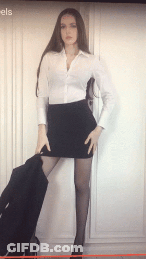Beautiful Tania Skirt GIF