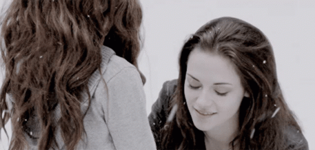Bella Thorne Swan Hot GIF