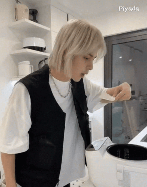 Ben Rice Denis Dang Taste Food GIF