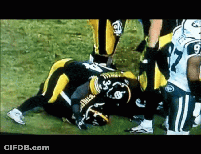 Ben Roethlisberger With Rashard Mendenhall GIF