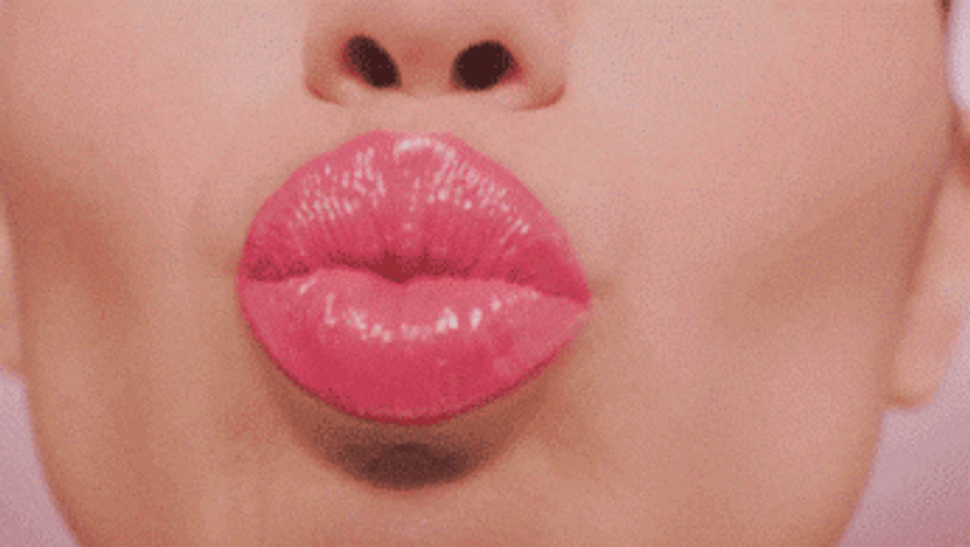 Besos Apasionados Mirror GIF