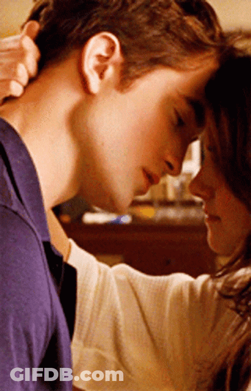 Besos Romanticos GIF