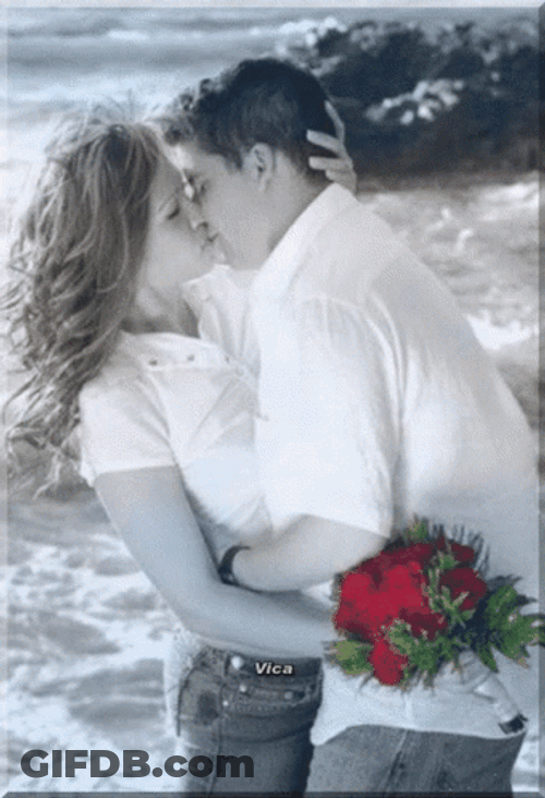 Besos Romanticos GIF
