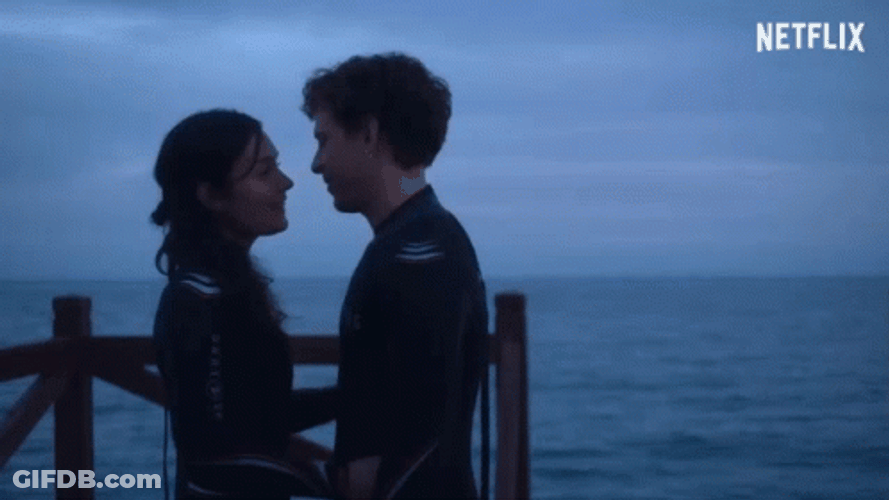 Besos Romanticos GIF