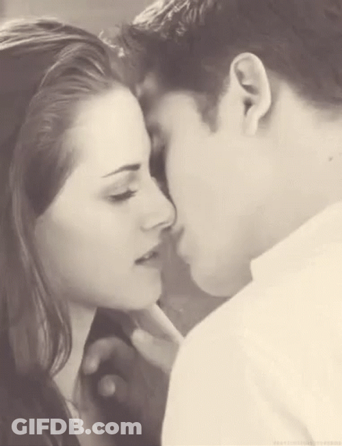Besos Romanticos GIF