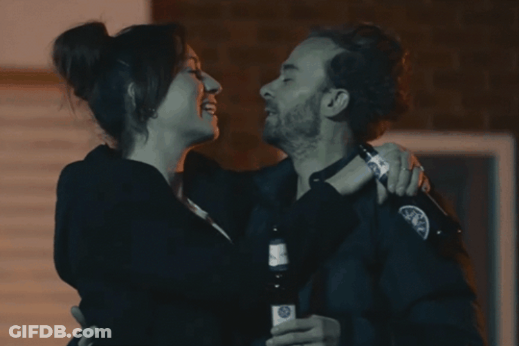 Besos Y Abrazos GIF