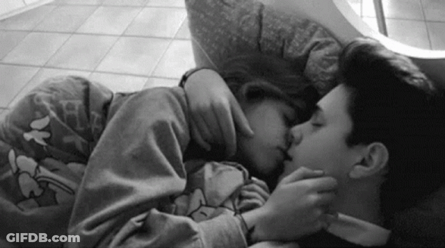 Besos Y Abrazos GIF