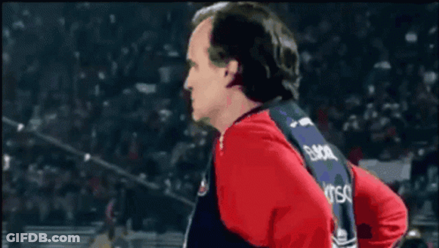 Bielsa Siempre Pasa Algo Matias GIF