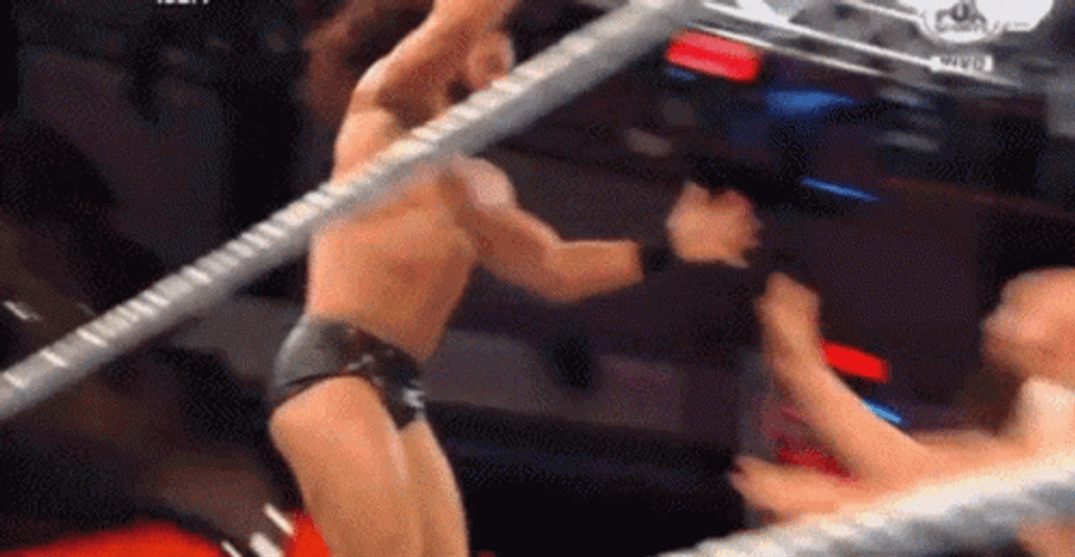 Big Show Chokeslam Drew McIntyre GIF