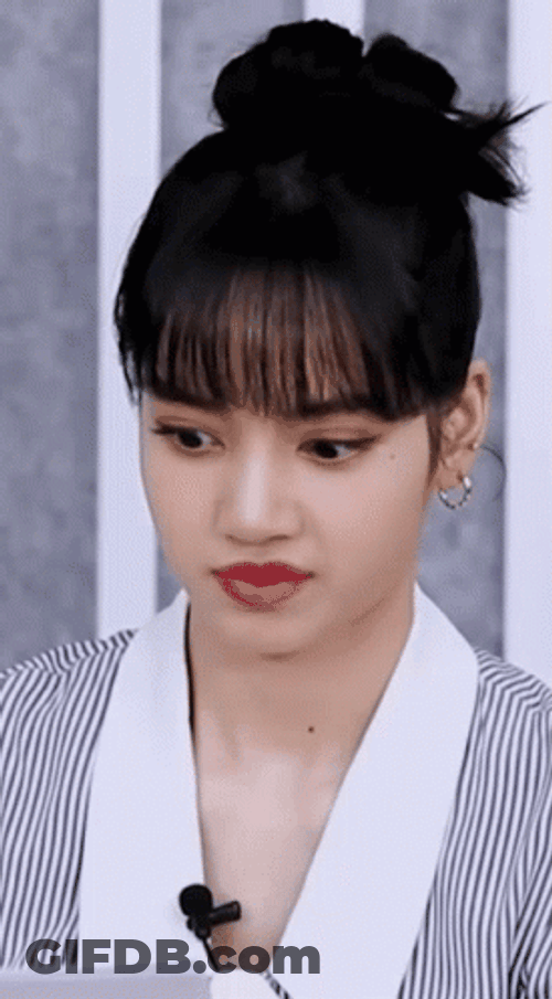 Blackpink Lisa Shocked GIF