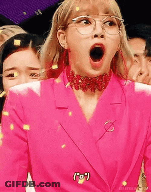 Blackpink Lisa Surprised Reaction GIF