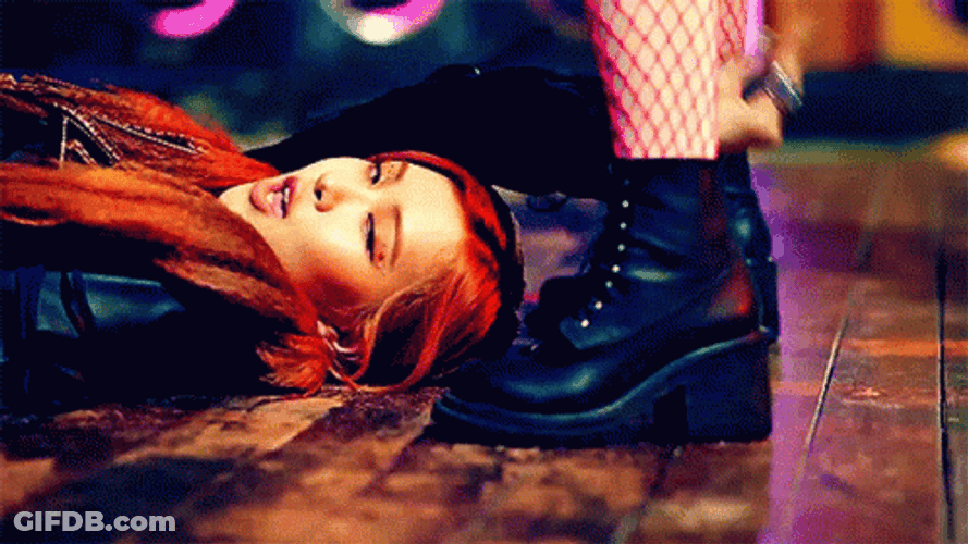 Blackpink Rose Floor Dance GIF