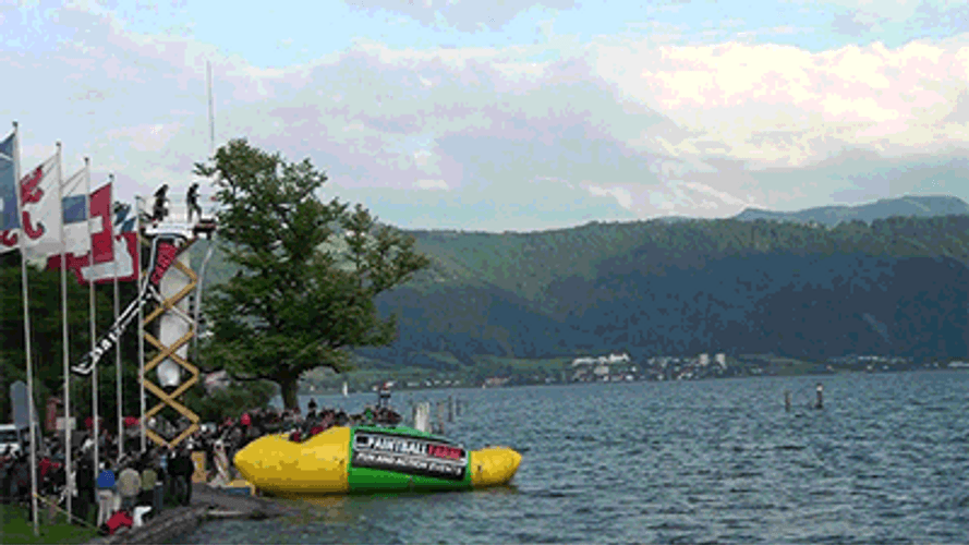 Blobbing Guinness World Record GIF