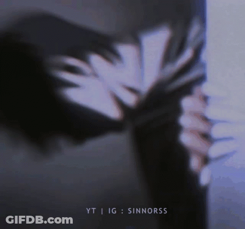 Blurry Person Yt Ig Sinnorss GIF