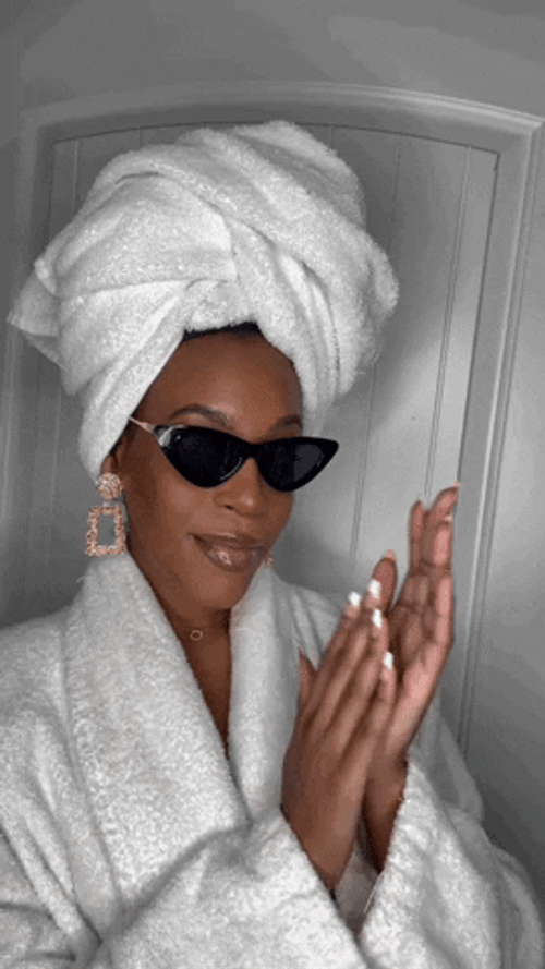 Boujie Beauty Queen Clap GIF