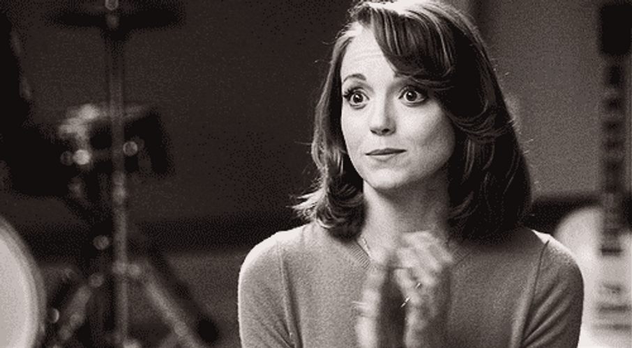 Bravo Clap Emma Glee GIF