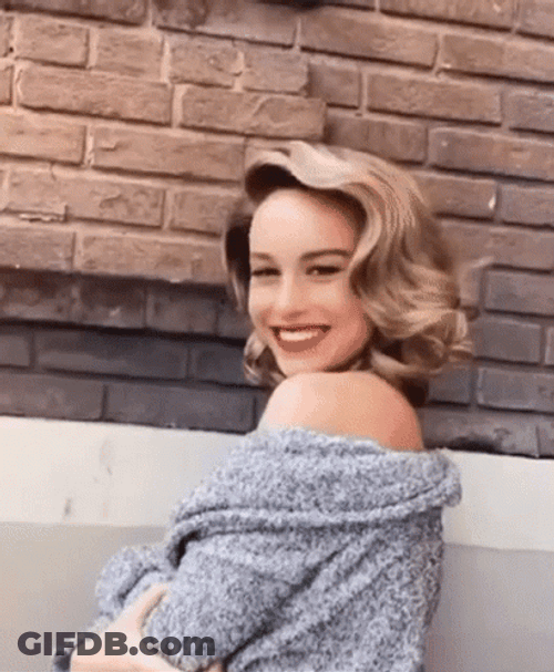 Brie Larson Actress Blonde Curly Hair GIF