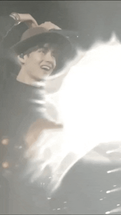 Bts Kim Tae-Hyung Running GIF