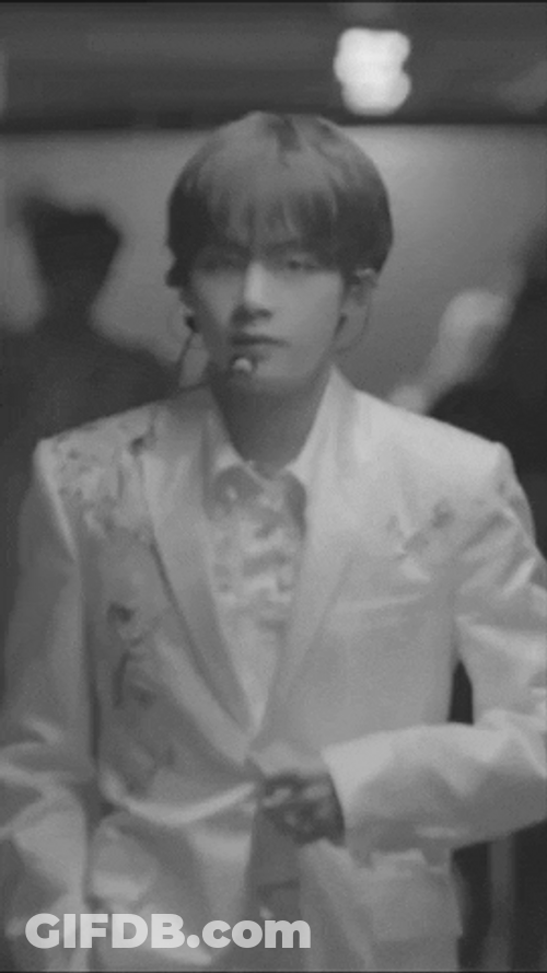 Bts Kim Tae-Hyung Walking GIF