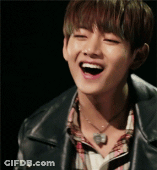 Bts V Kim Taehyung Laugh Smile GIF