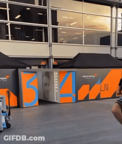 Building Fence Number 514 GIF