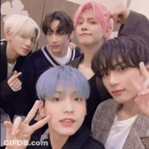 Byuntear Txt GIF