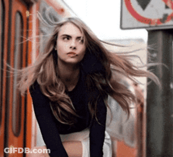 Cara Delevingne Beautiful Women GIF