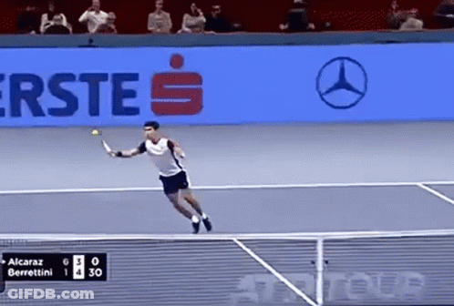 Carlos Alcaraz Matteo Berrettini GIF