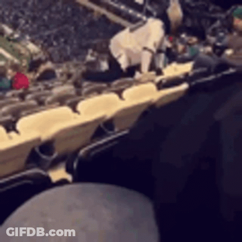 Cartoon Duck With Hearts On Head GIF
