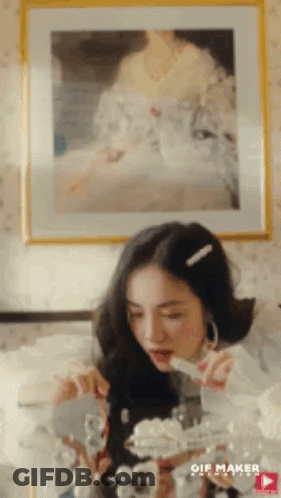 Cat In Hat With Flower Sitting In Basket Frohe Pfingsttage GIF