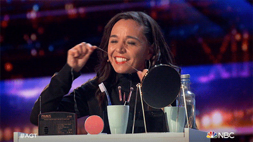 Celia Munoz Floss GIF