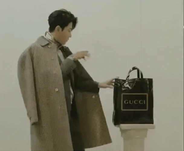 Cha Seung-Won Gucci Bag GIF