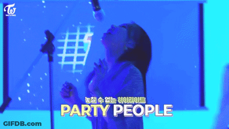 Chaeyoung Having Difficulty Reaching The Microphone GIF