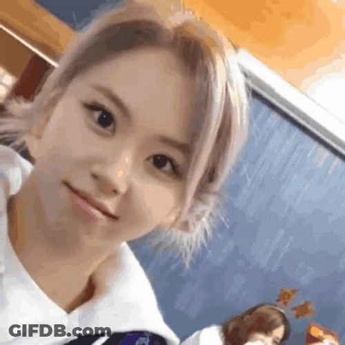 Chaeyoung Kissing The Camera GIF