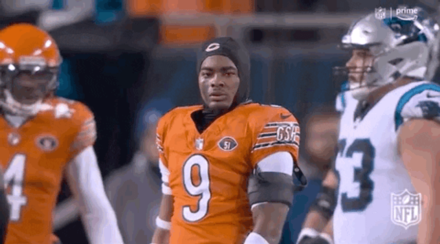 Chicago Bear Player Jaquan Brisker Helmet Down GIF