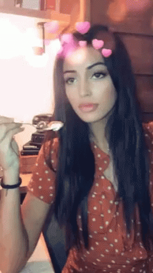 Cindy Kimberly Pretty Girl Eating GIF