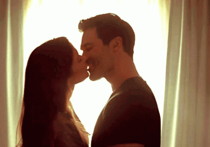 Clark And Lois Superman Smooch GIF