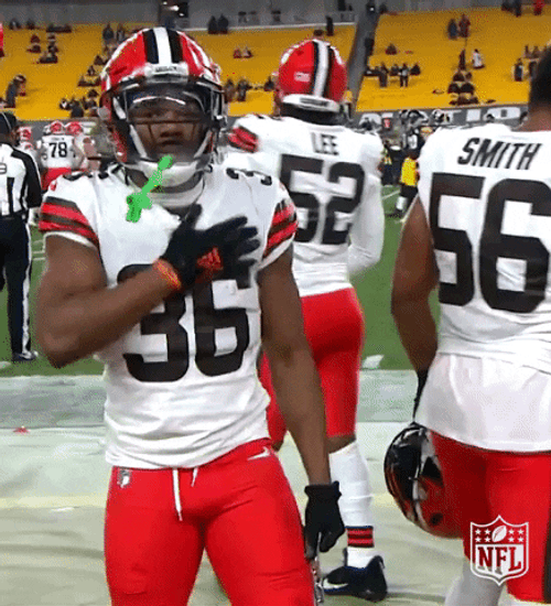Cleveland Browns MJ Stewart Jr Chest Pound GIF