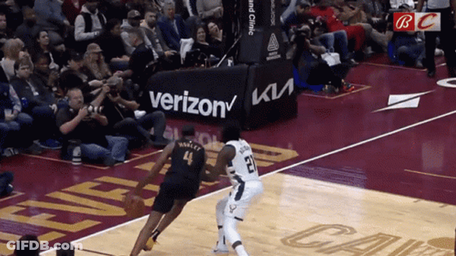 Cleveland Cavaliers Max Strus GIF