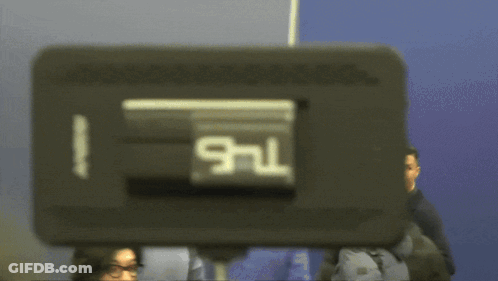 Clock Showing 9:06 GIF