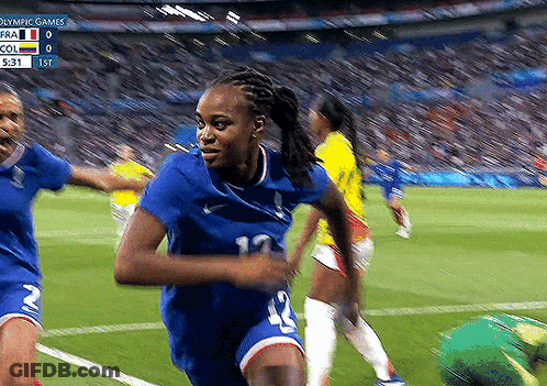 Close-Up Mouth Saying Grand Rising GIF